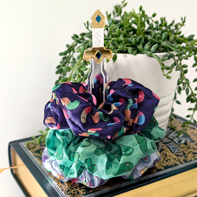 [PREORDER] Golden Sword Washi Stand/Scrunchie Stand